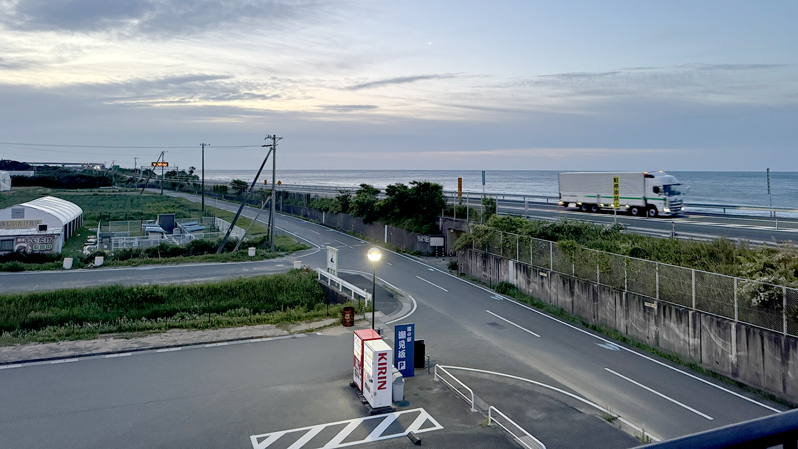 Quiet coastal road in Japan before sunrise near Hamamatsu